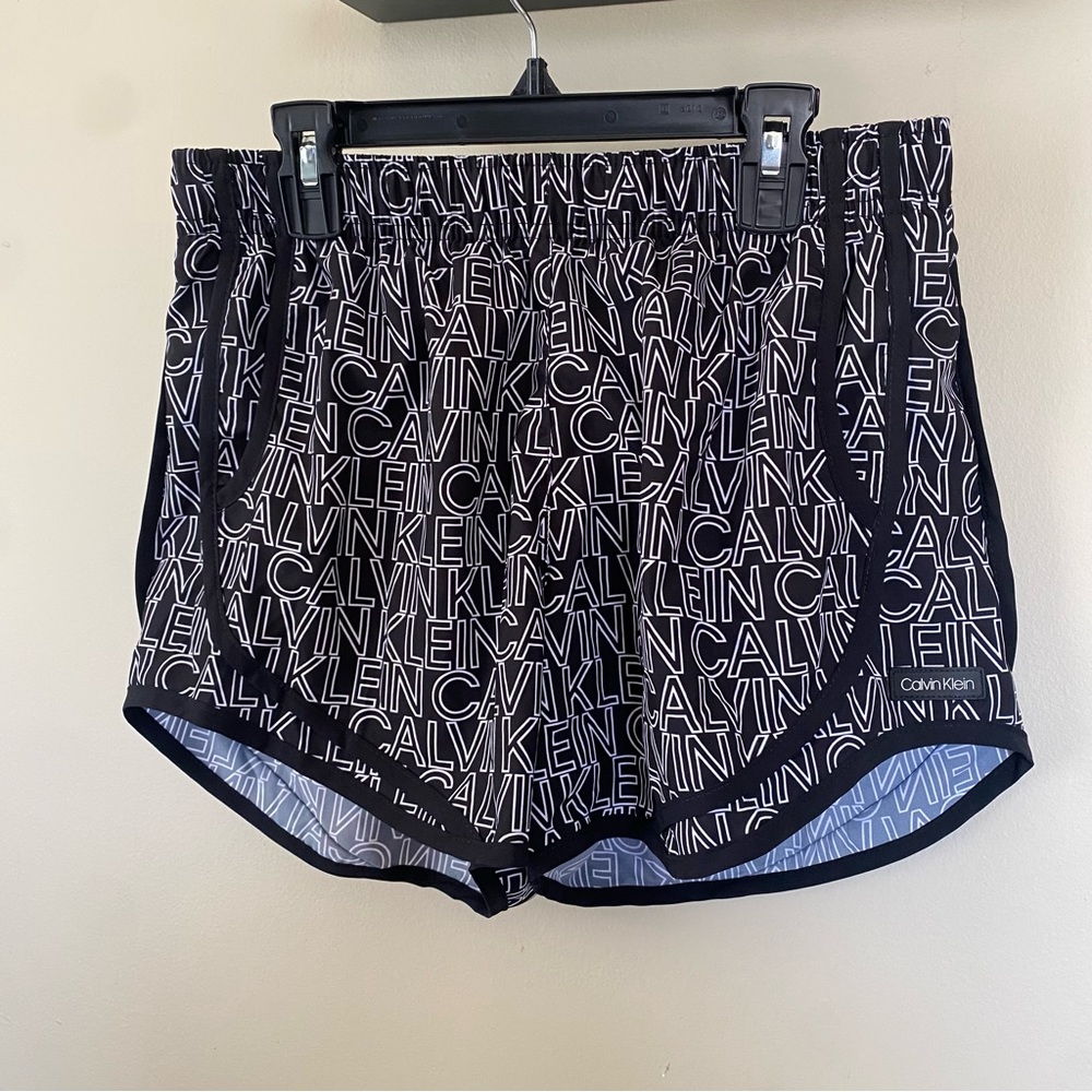 New with tags Calvin Klein womens running shorts size small